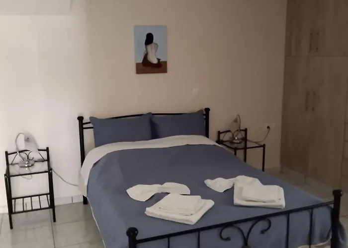Maria\'S Modern Apartment , Monemvasia