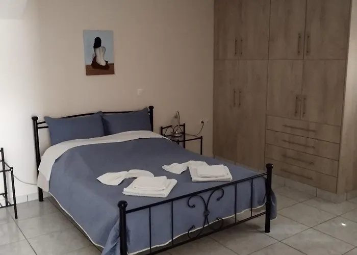 Maria\'S Modern Apartment , Monemvasia